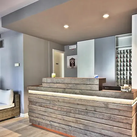 Ponza Apartmanhotel 3*